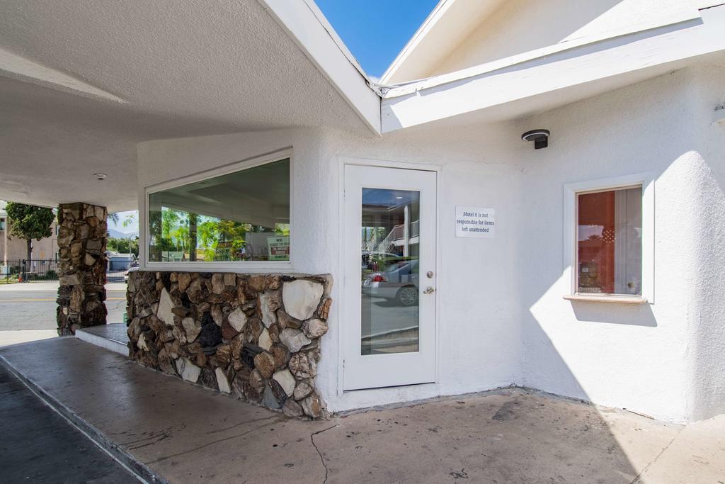 Motel 6-San Bernardino, Ca - Downtown Exterior foto